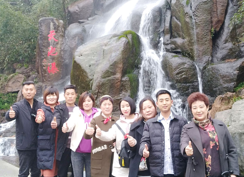 春光無限好、結(jié)伴去出游，盛隆之家2018年總結(jié)表彰大會(huì)各大獎(jiǎng)項(xiàng)春游活動(dòng)圓滿結(jié)束！