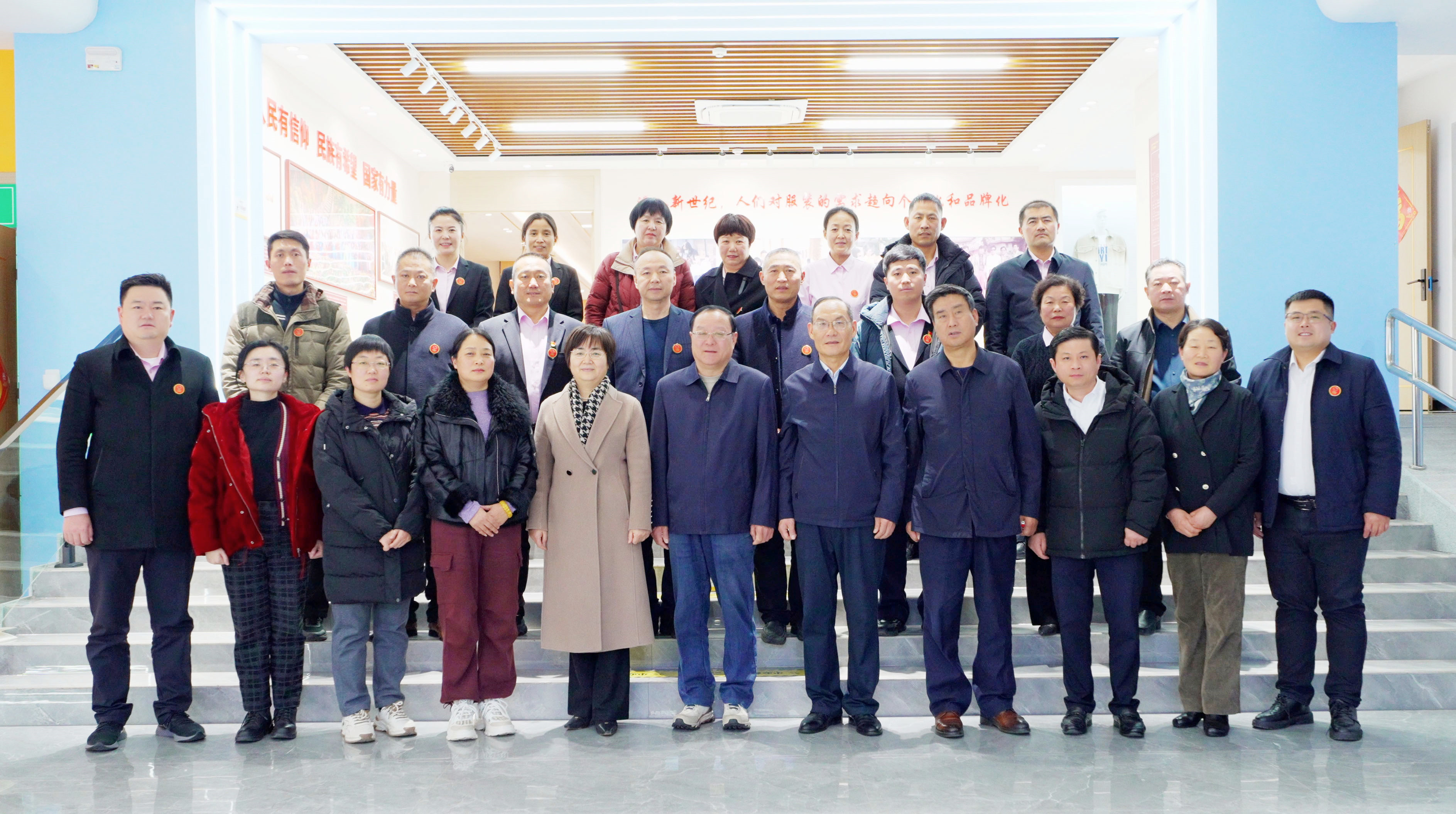 蘭山區(qū)關(guān)工委主任謝華東帶隊到盛隆之家調(diào)研蘭山團孤困兒童志愿服務工作